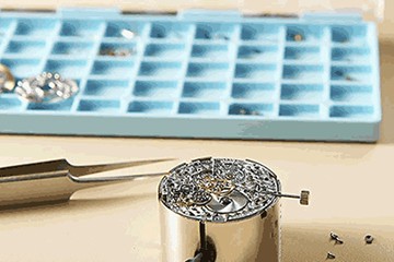 深圳劳力士官方售后洗油