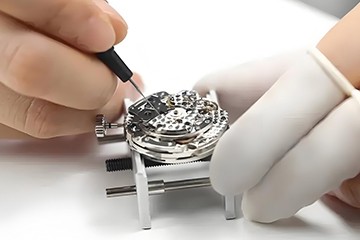 深圳劳力士石英表为什么走慢